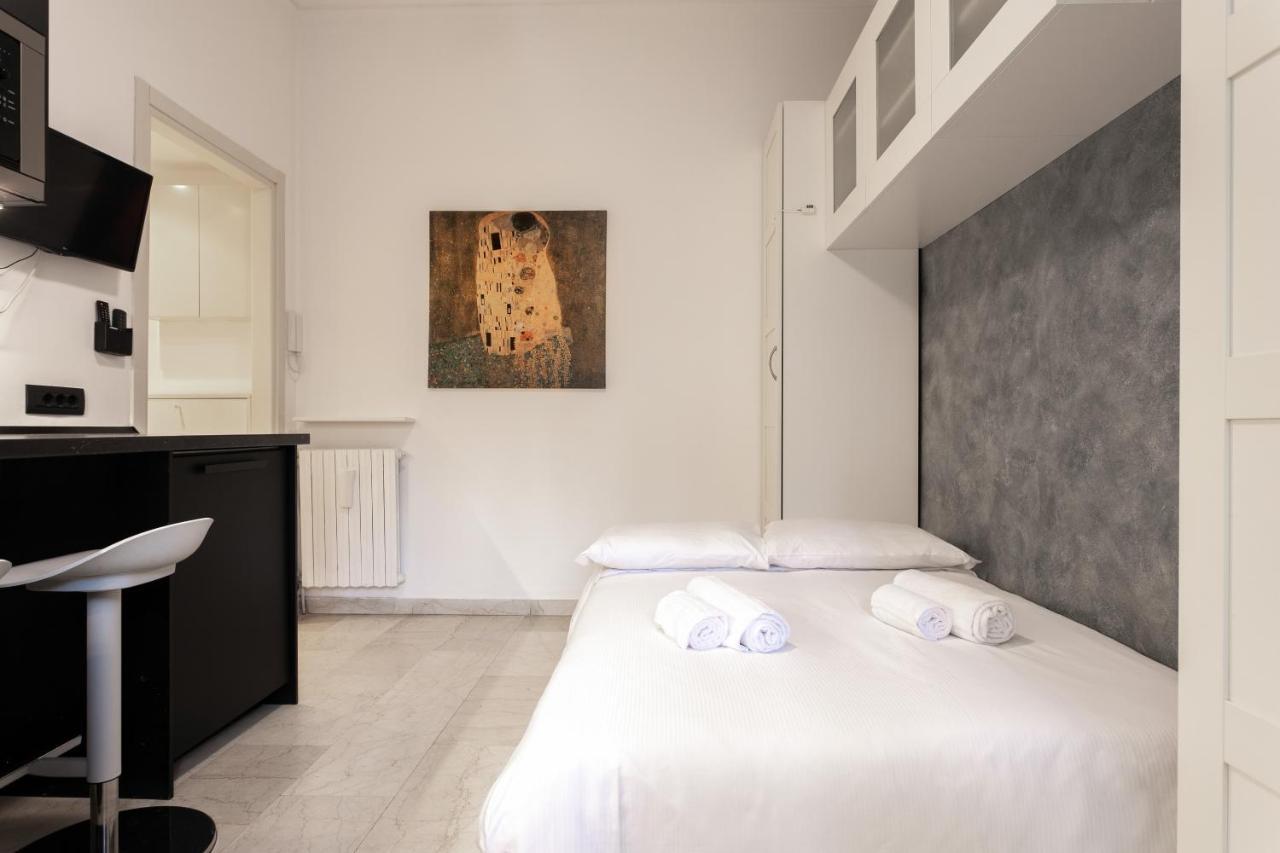 Luna Homes - Studio In Corso Sempione Milano Eksteriør billede