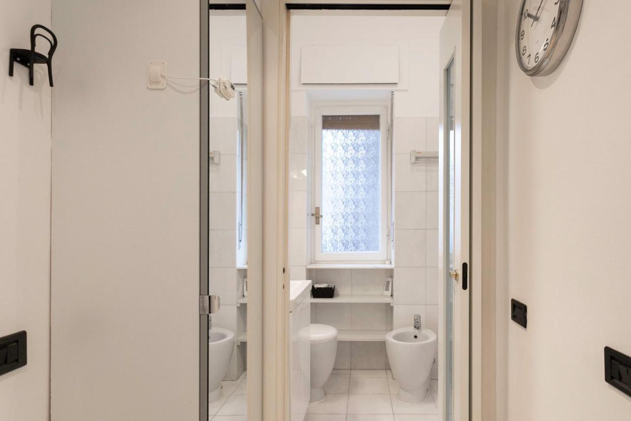 Luna Homes - Studio In Corso Sempione Milano Eksteriør billede